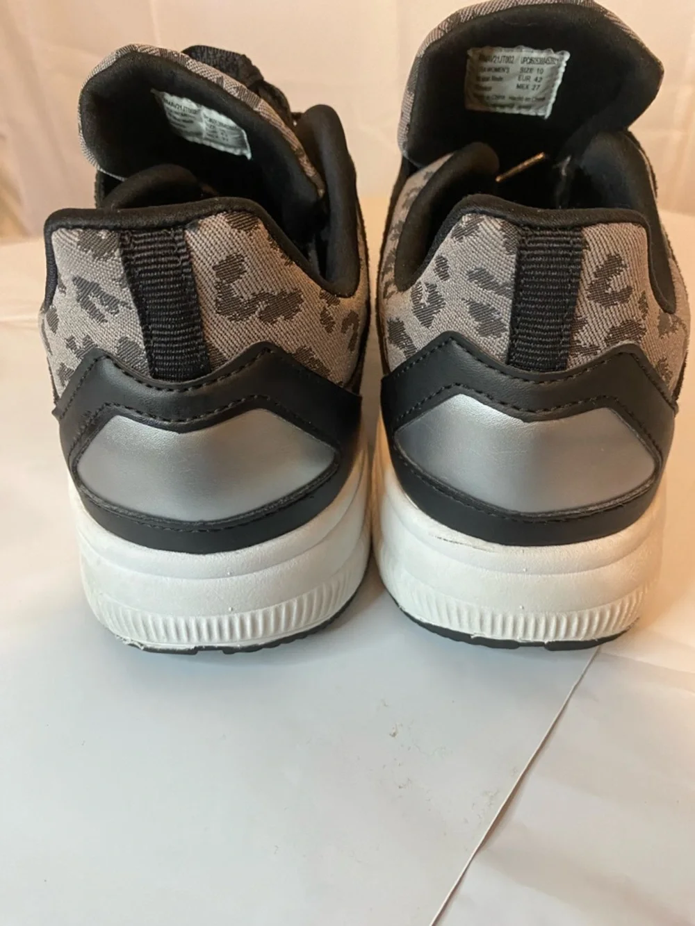 Women’s Avia Gray and Black Leopard Print Sneakers Size 10